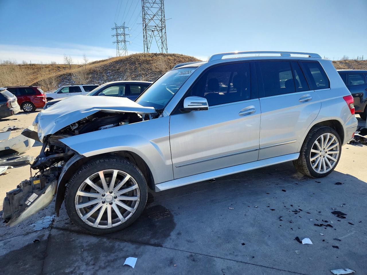 Salvage Mercedes-Benz GLK Image