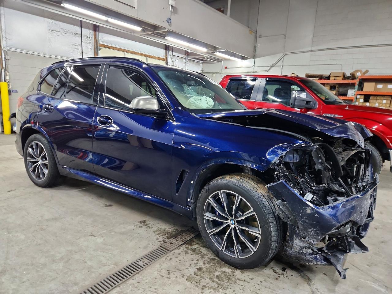 BMW X Series M50i