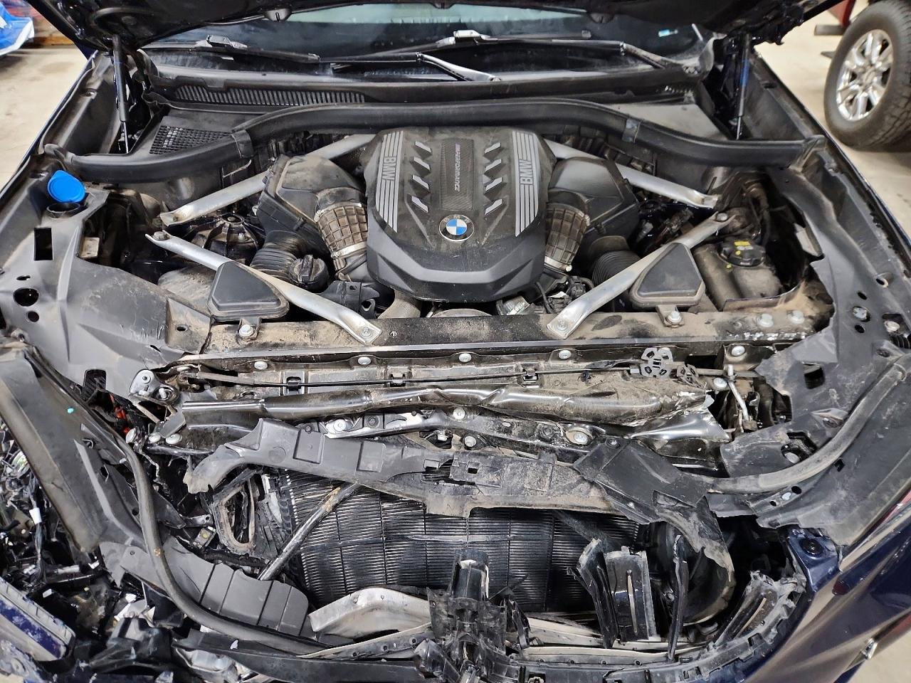 BMW X Series M50i