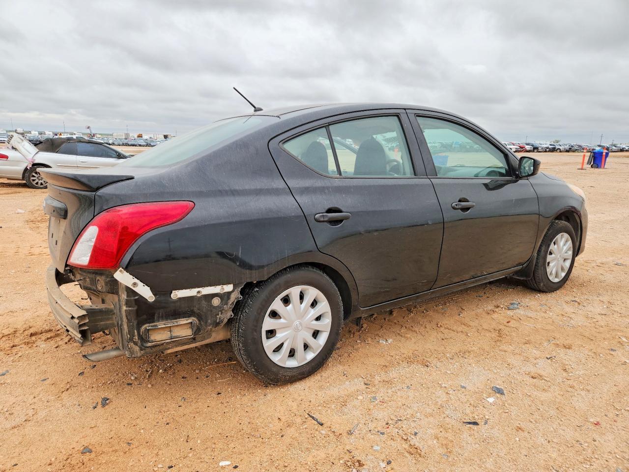 Nissan Versa 1.6 S Plus