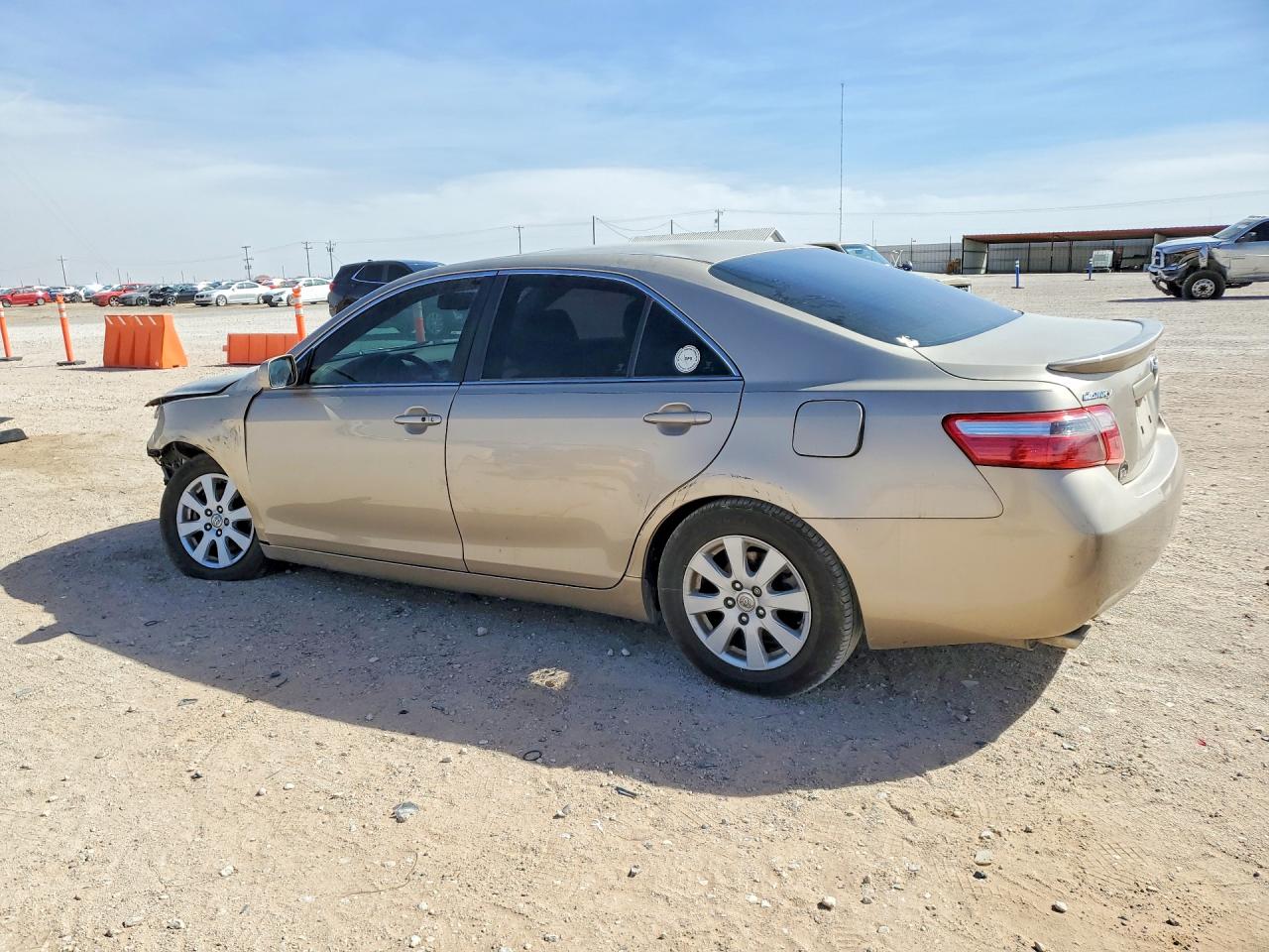 Toyota Camry Xle V6