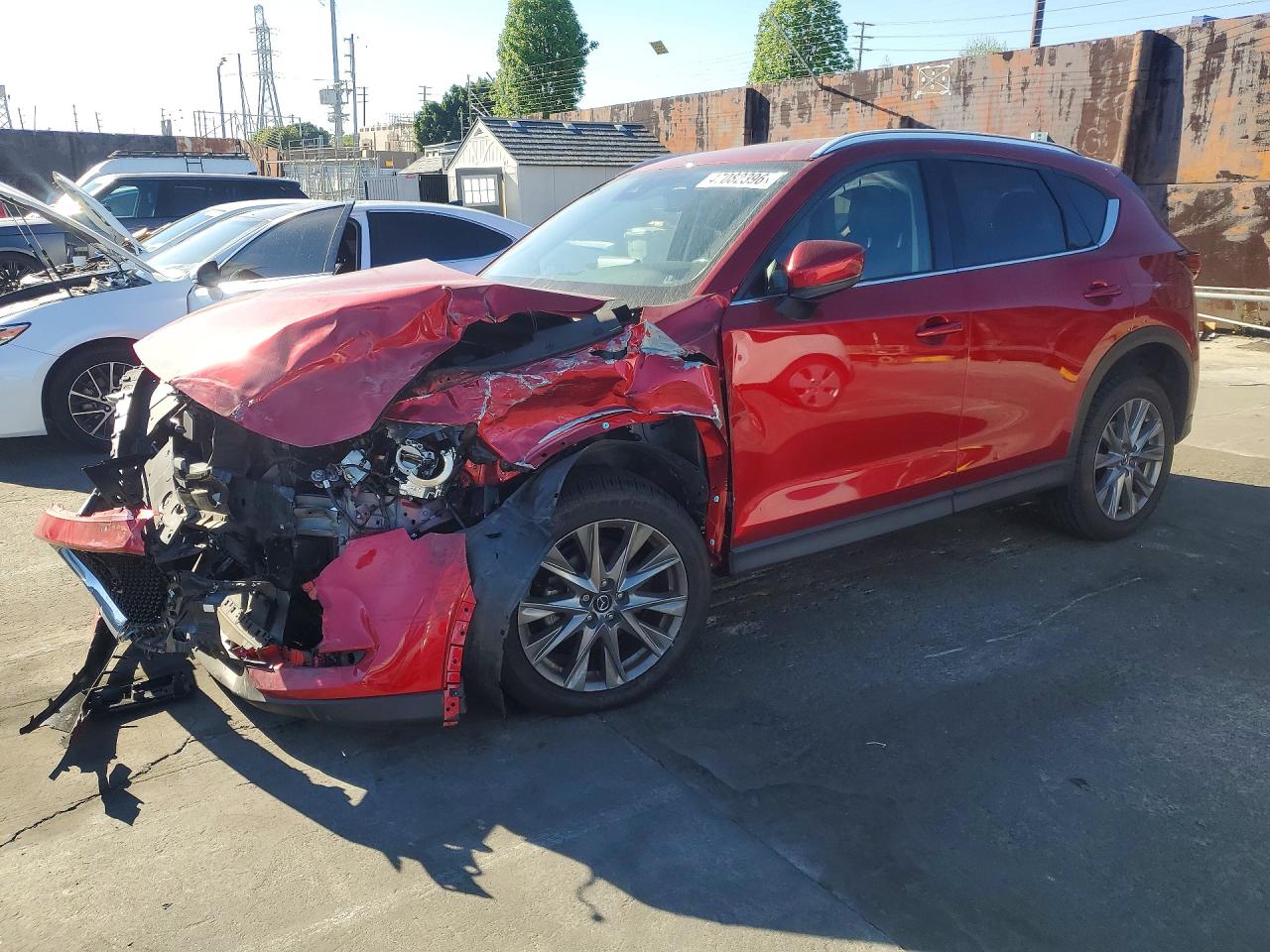 Salvage Mazda Cx Image