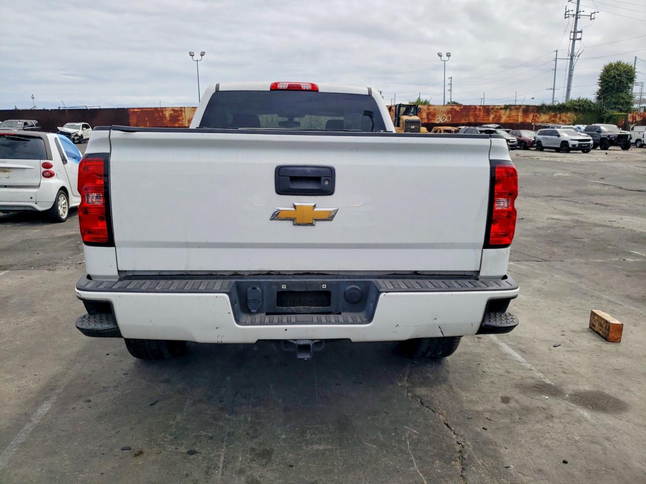 Chevrolet Silverado C1500 Custom