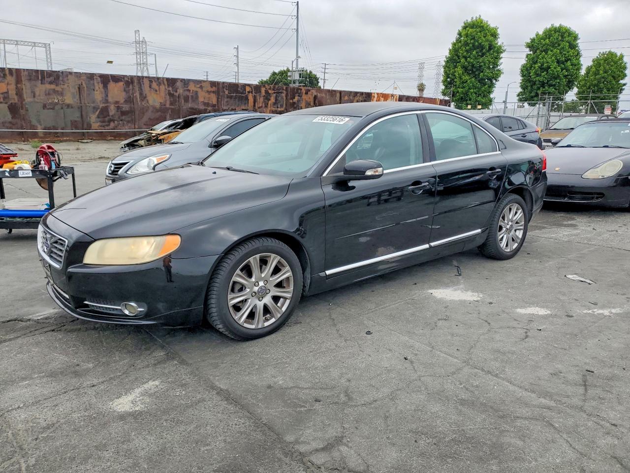 Salvage Volvo S80 Image