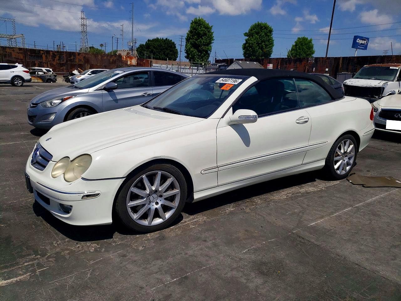 Salvage Mercedes-Benz Clk-class Image