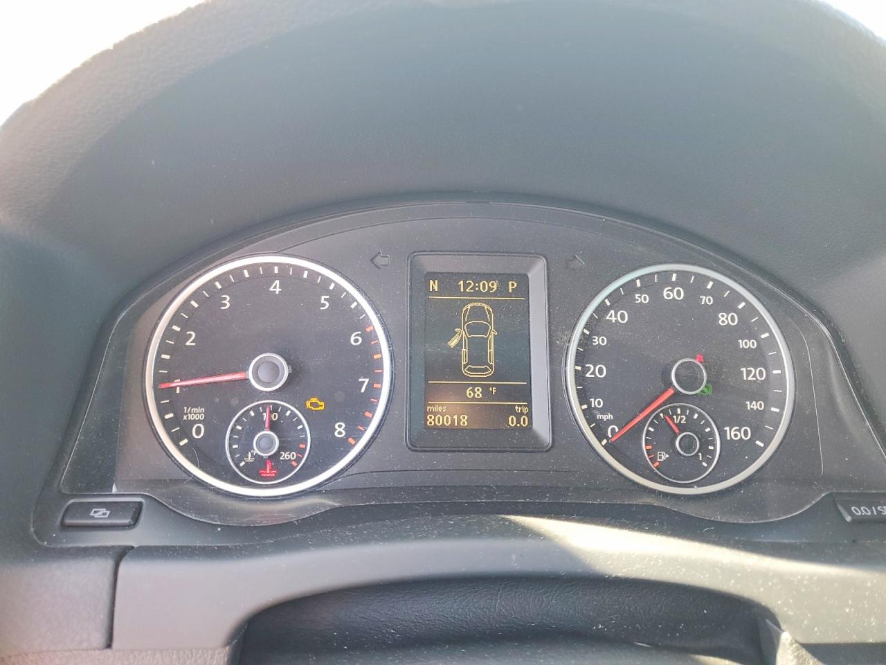 Volkswagen Tiguan S