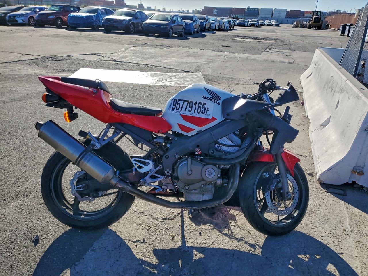 Salvage Honda Cbr600 Image