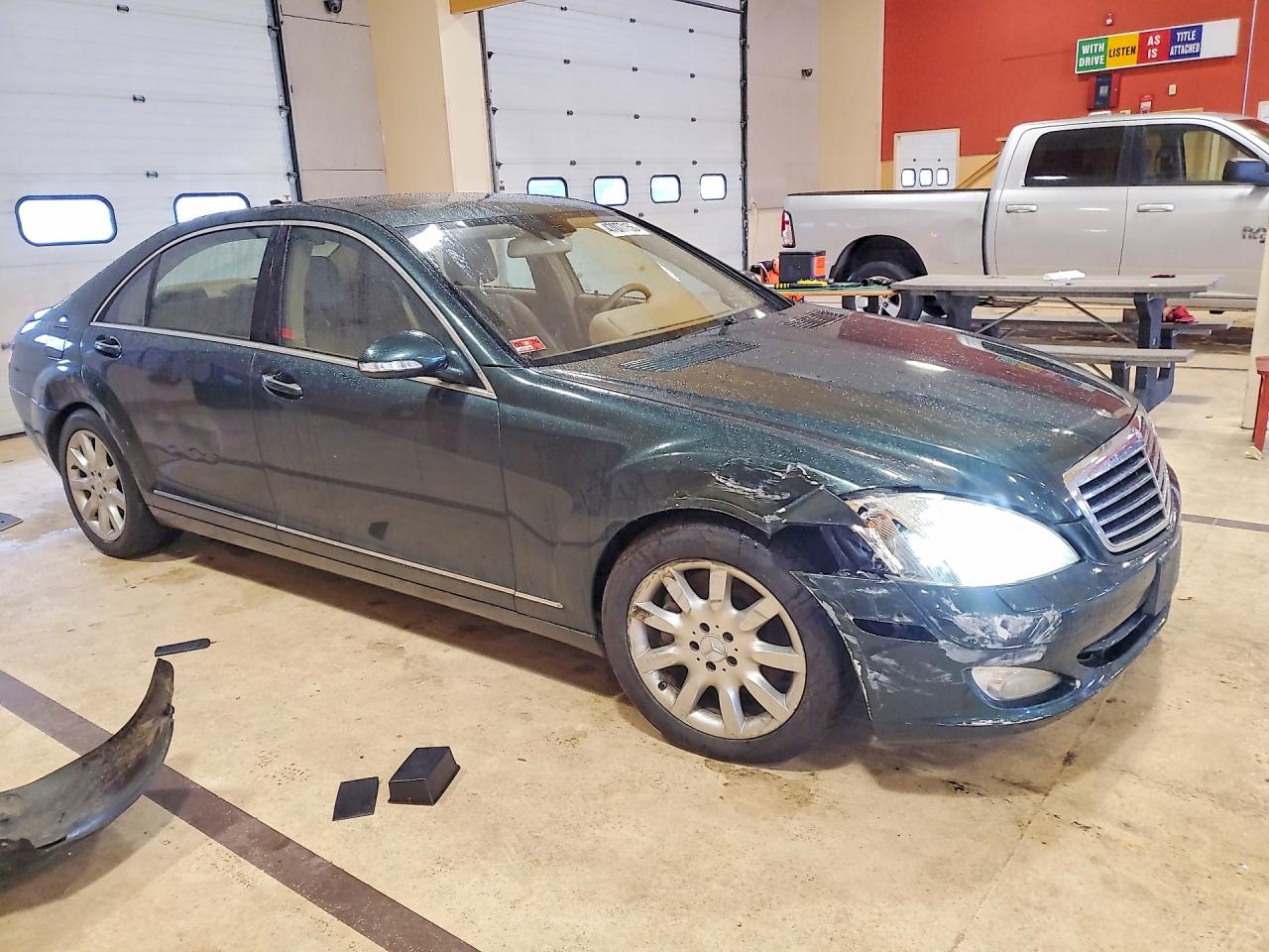 Mercedes-Benz S-Class 550 4matic