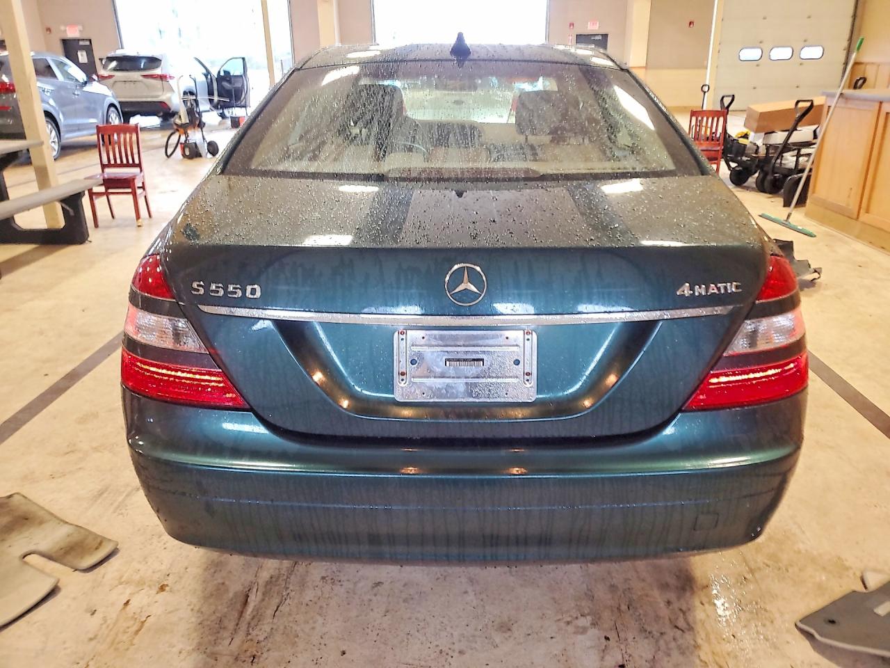 Mercedes-Benz S-Class 550 4matic