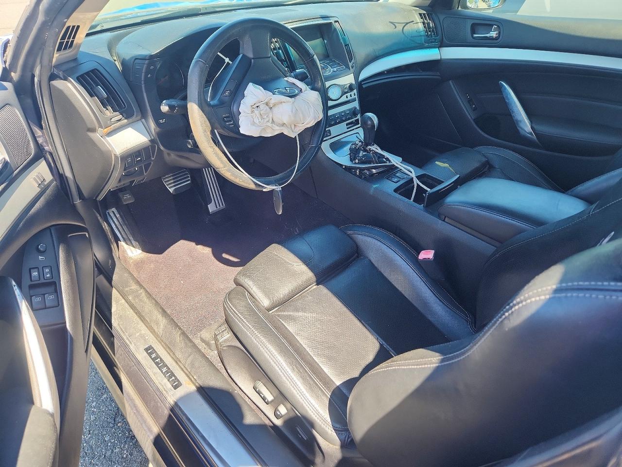 INFINITI G37 Base