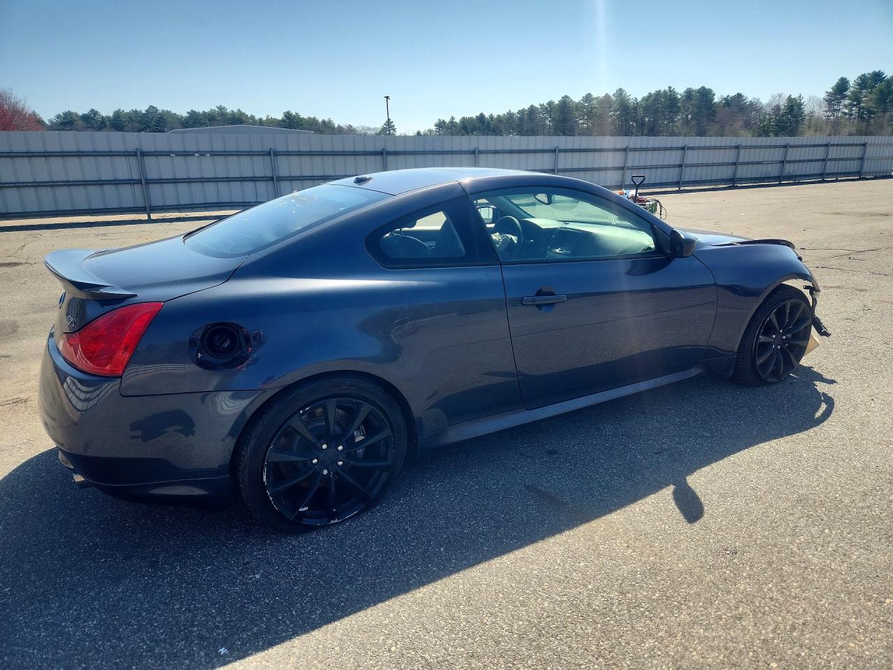 INFINITI G37 Base
