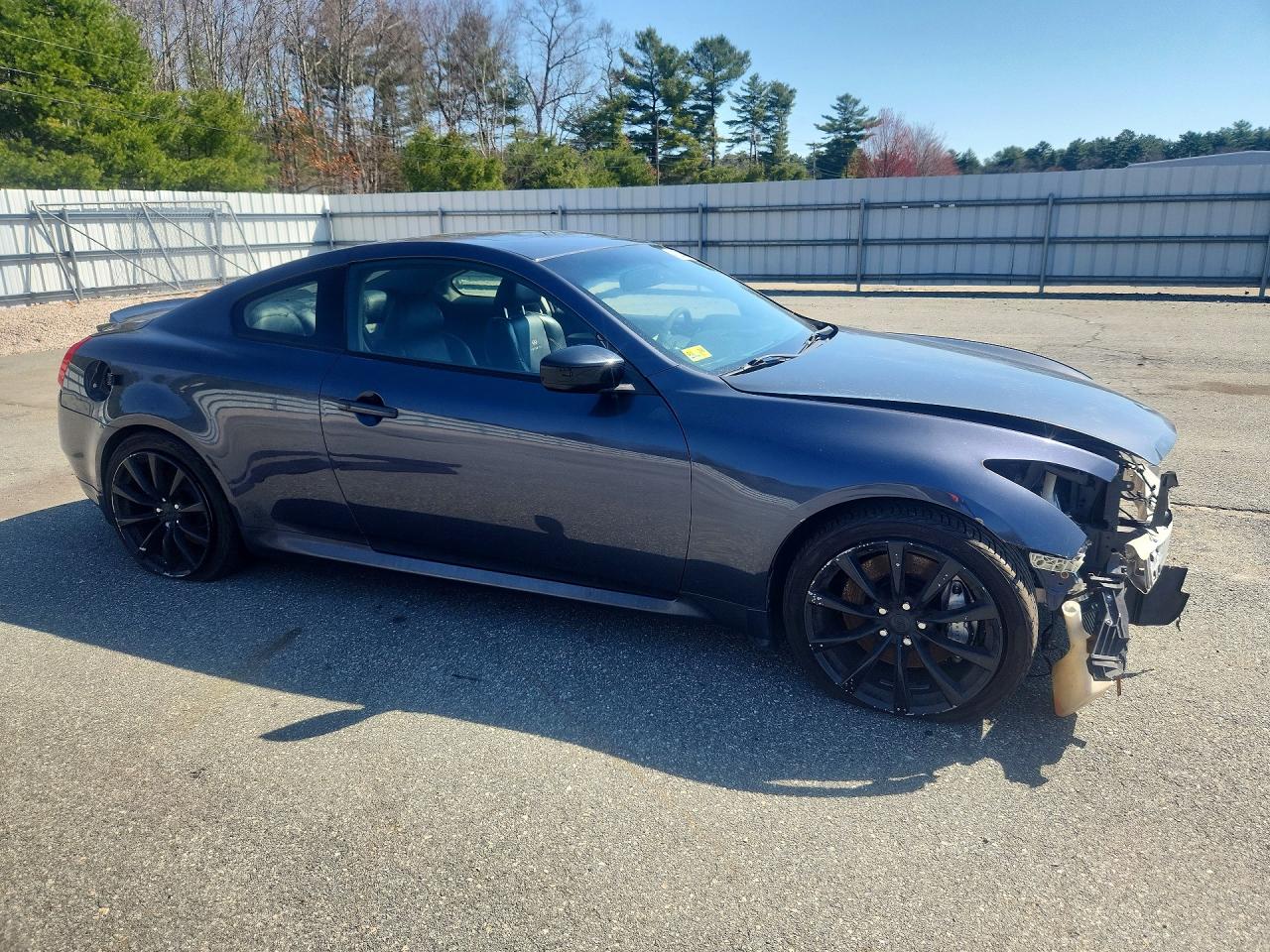 INFINITI G37 Base