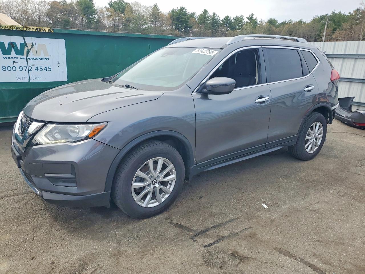 Salvage Nissan Rogue Image