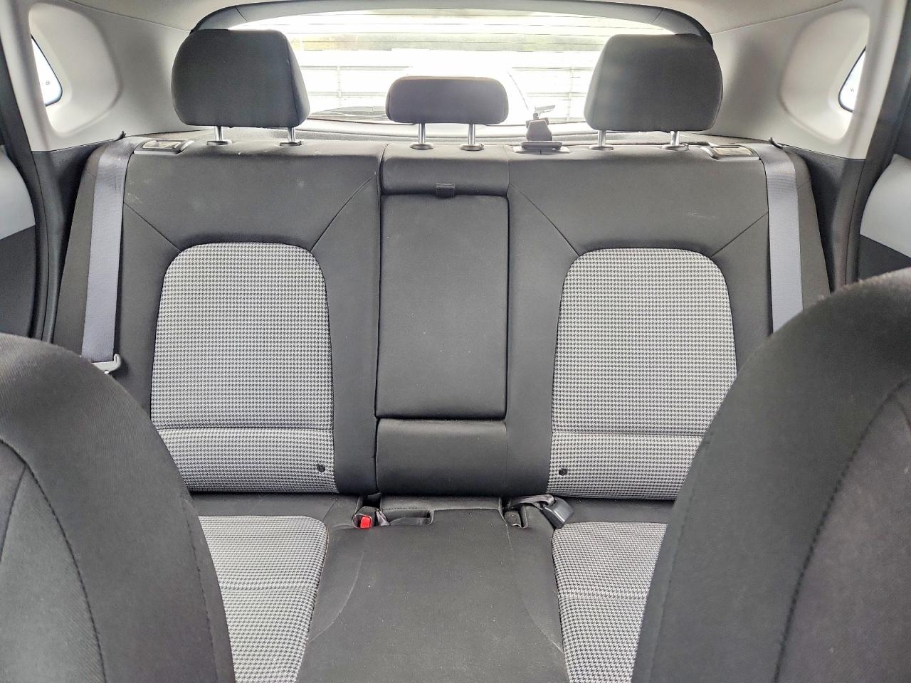 Hyundai KONA Se