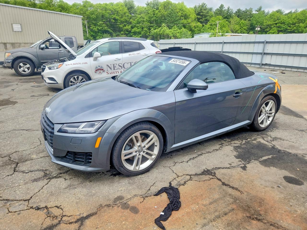 Salvage Audi TT Image