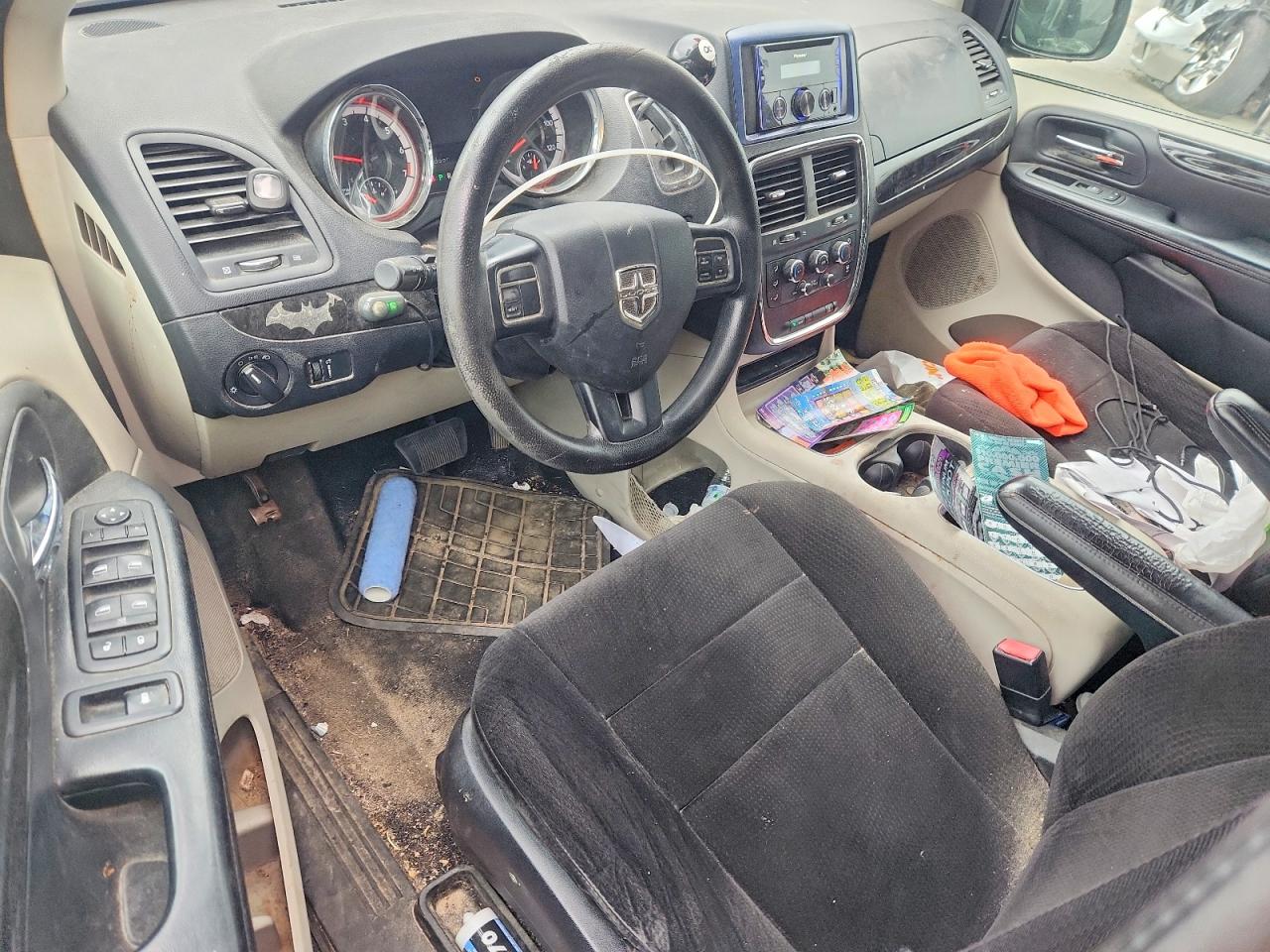 Dodge Caravan Sxt