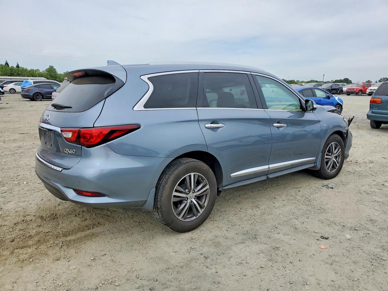 INFINITI Qx Base