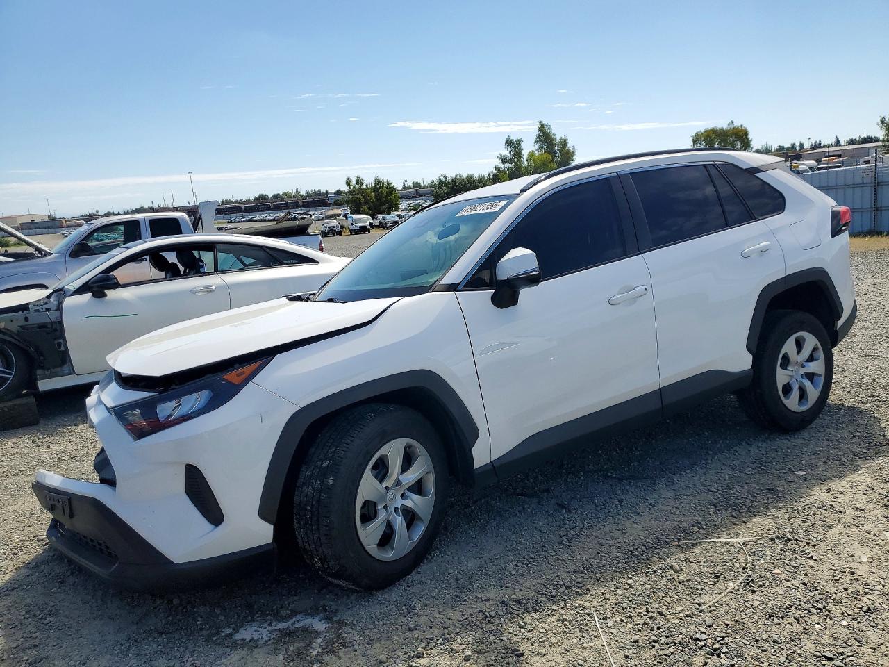 Salvage Toyota RAV4 Image