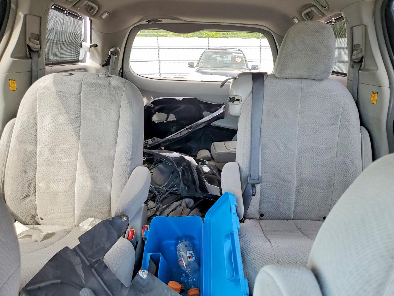 Toyota Sienna Le