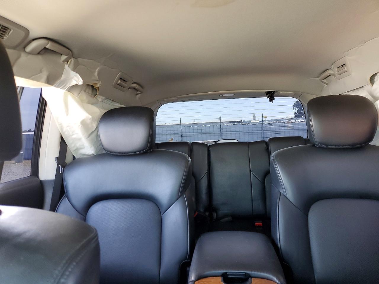 Nissan Armada Sl