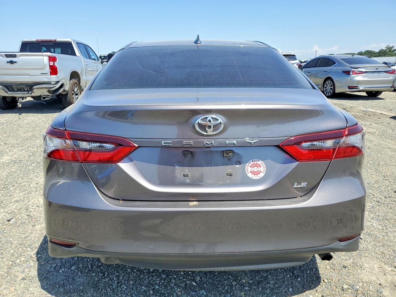 Toyota Camry Le