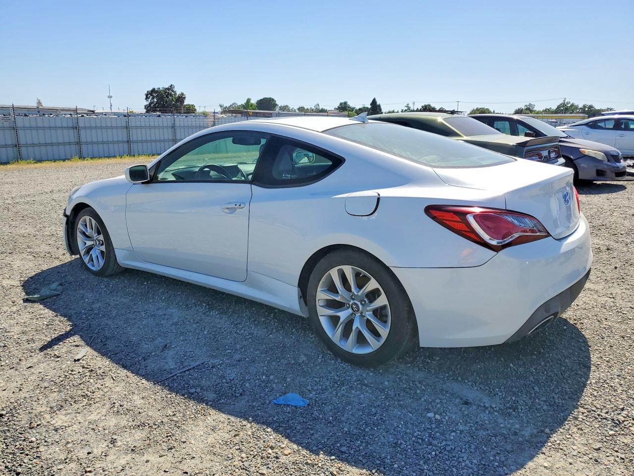 Hyundai Genesis 2.0t