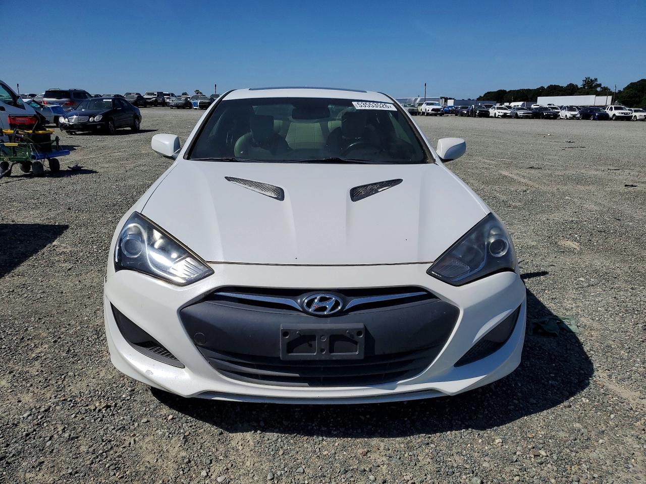Hyundai Genesis 2.0t