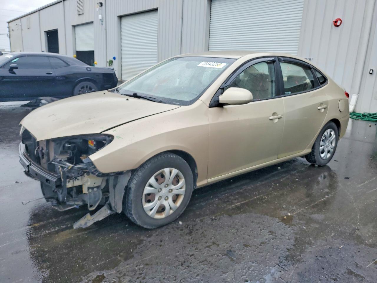 Salvage Hyundai ELANTRA Image