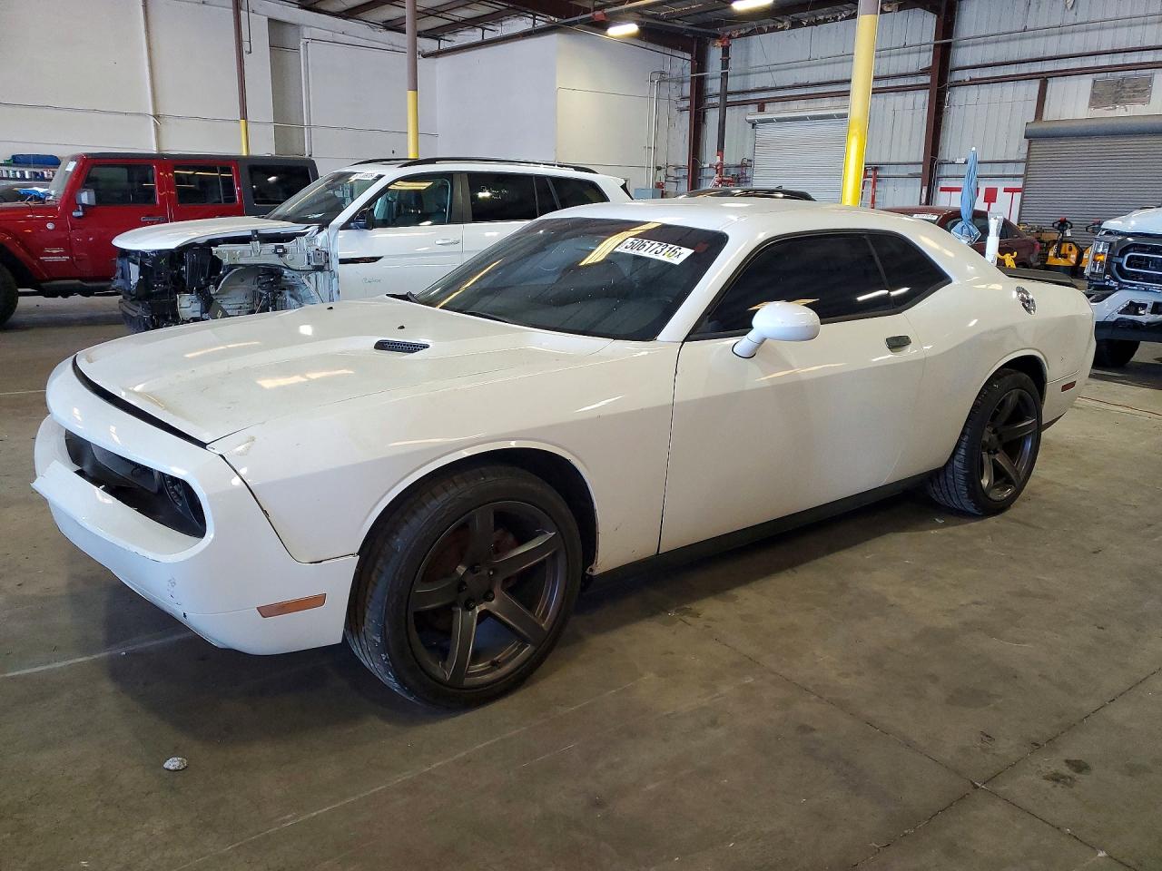 Salvage Dodge Challenger Image