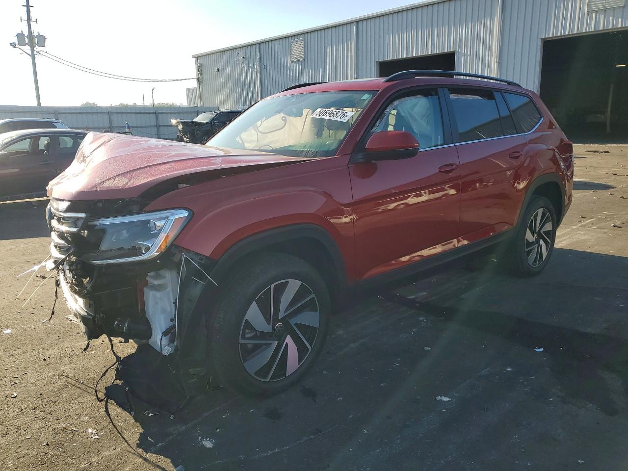 Salvage Volkswagen Atlas Image