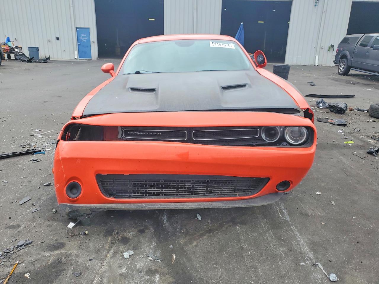 Dodge Challenger Sxt