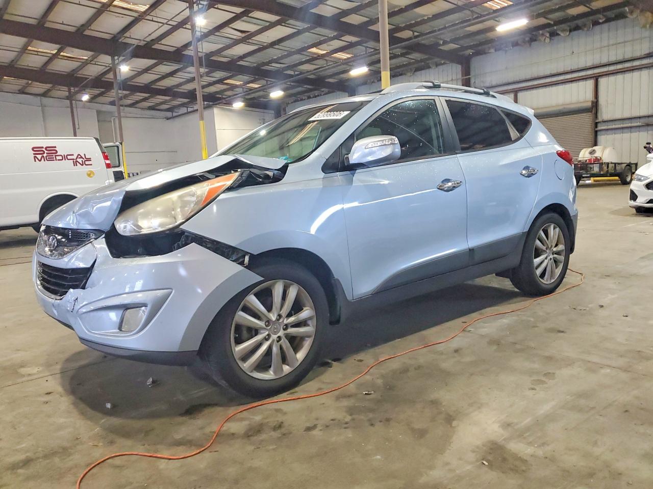 Salvage Hyundai TUCSON Image
