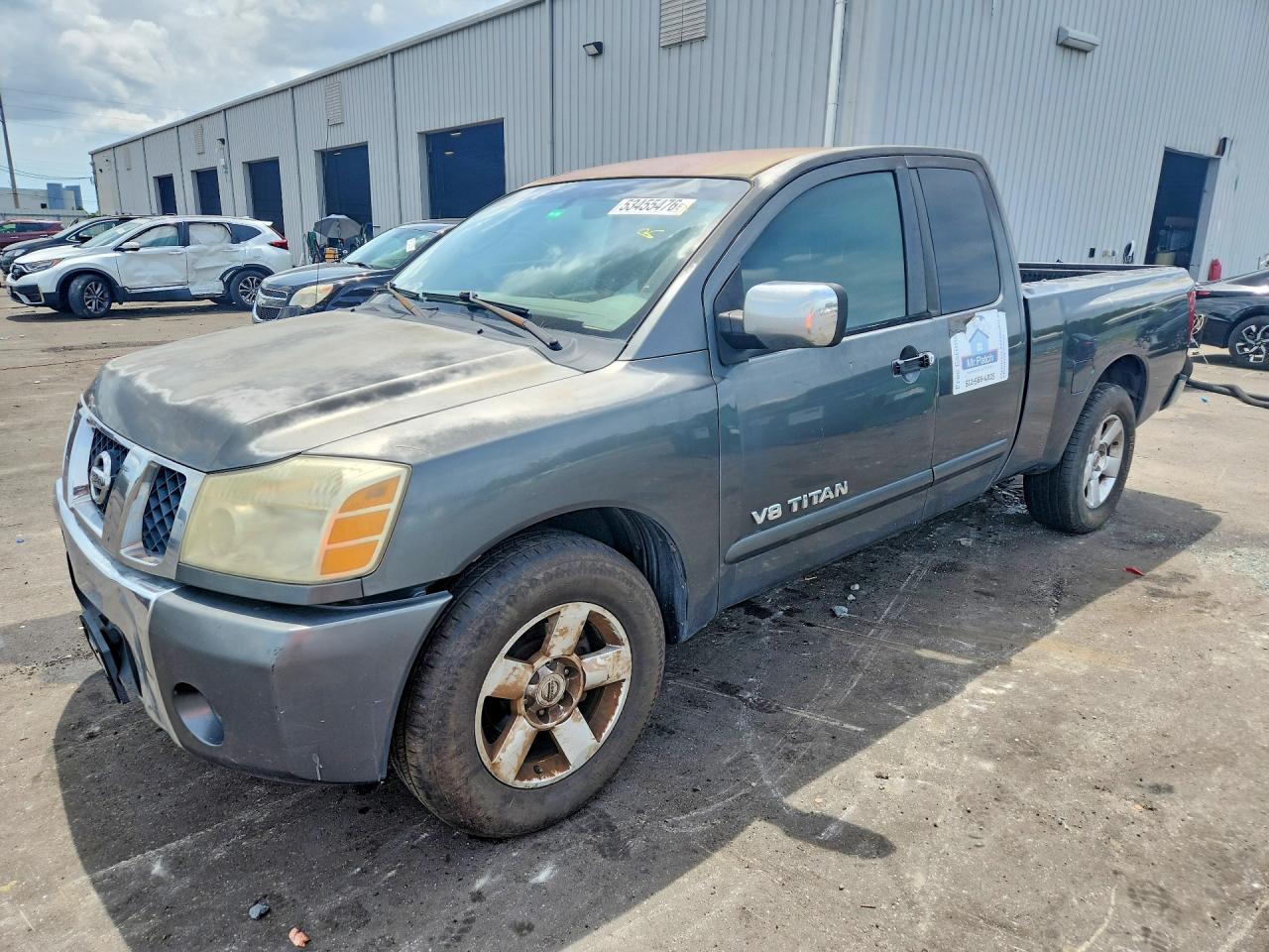 Salvage Nissan Titan Image