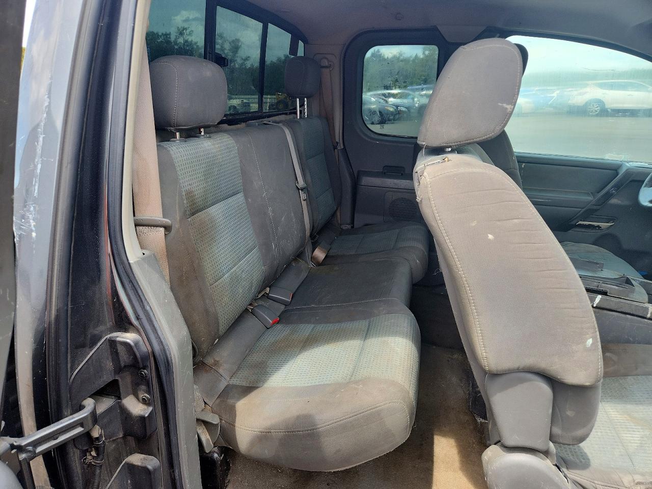 Nissan Titan Xe