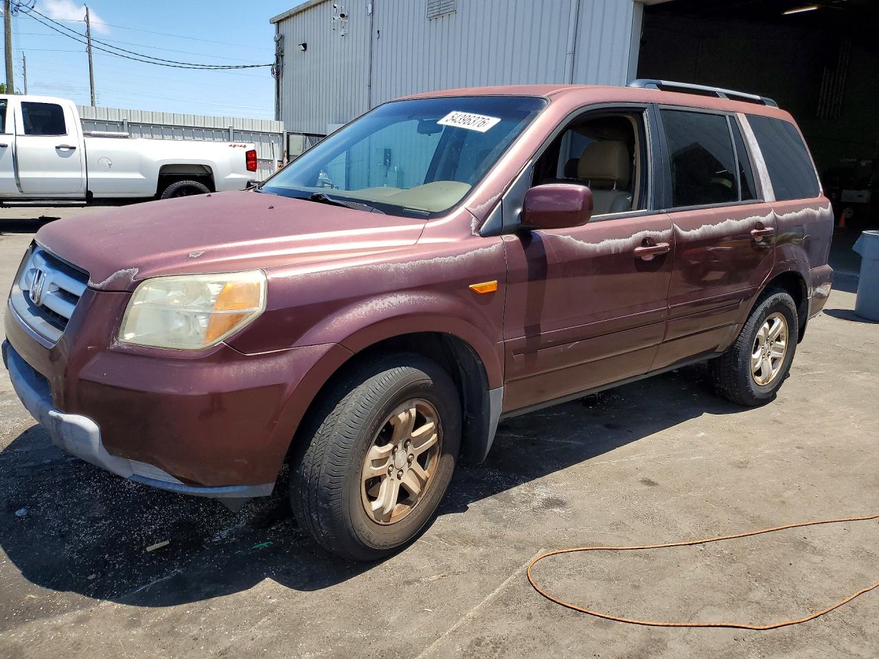Salvage Honda Pilot Image