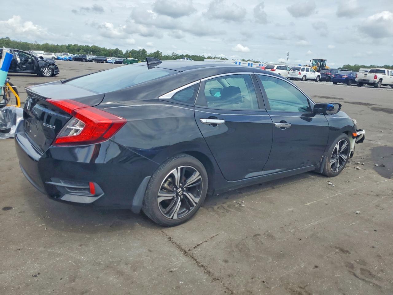 Honda Civic Touring