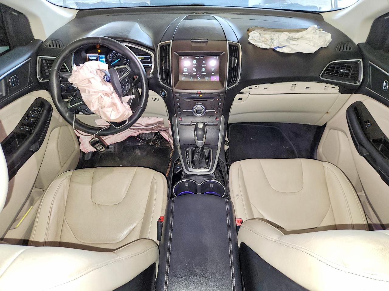 Ford Edge Titanium