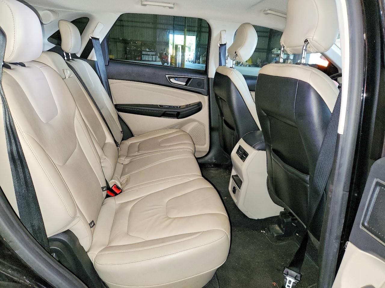 Ford Edge Titanium