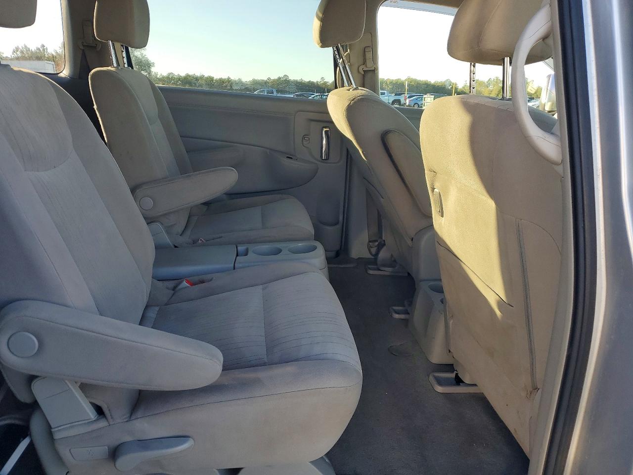 Nissan Quest S