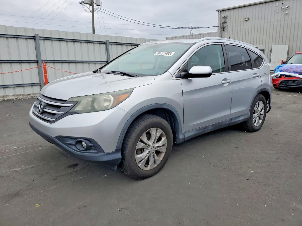 Salvage Honda Crv Image