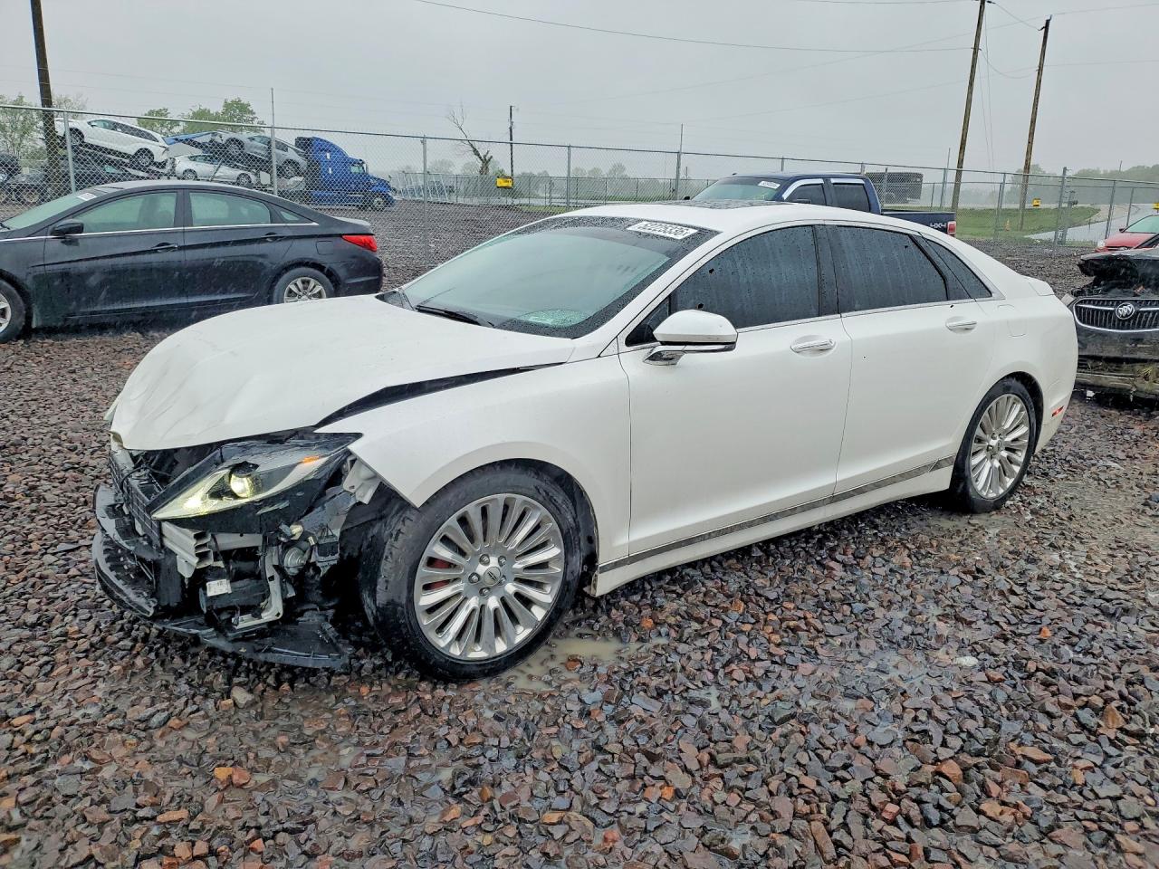 Salvage Lincoln MKZ Image