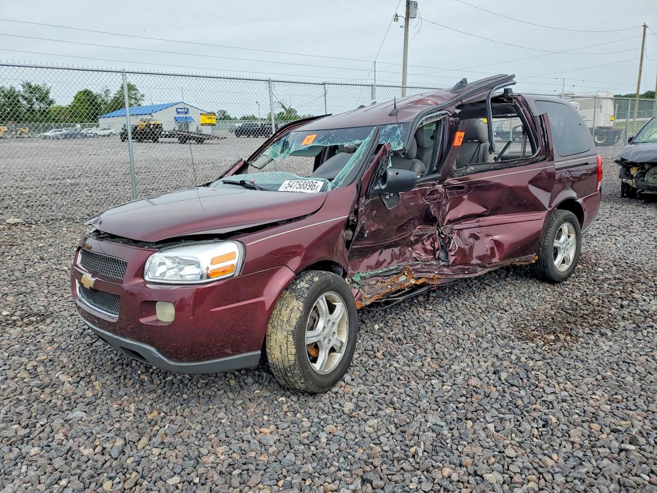 Salvage Chevrolet Uplander Image