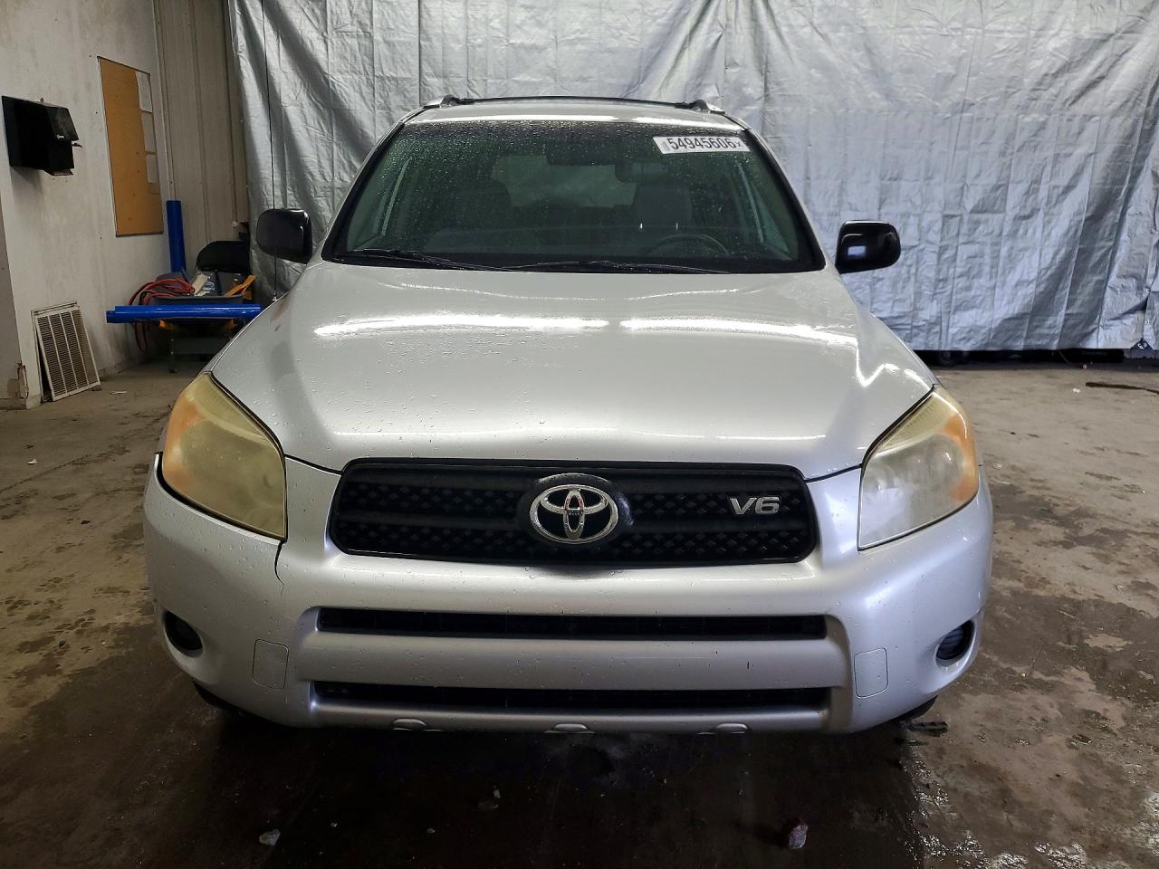 Toyota RAV4 Base