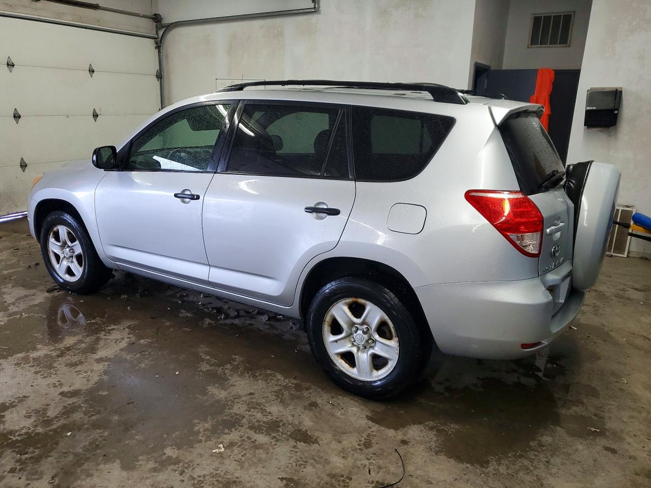 Toyota RAV4 Base
