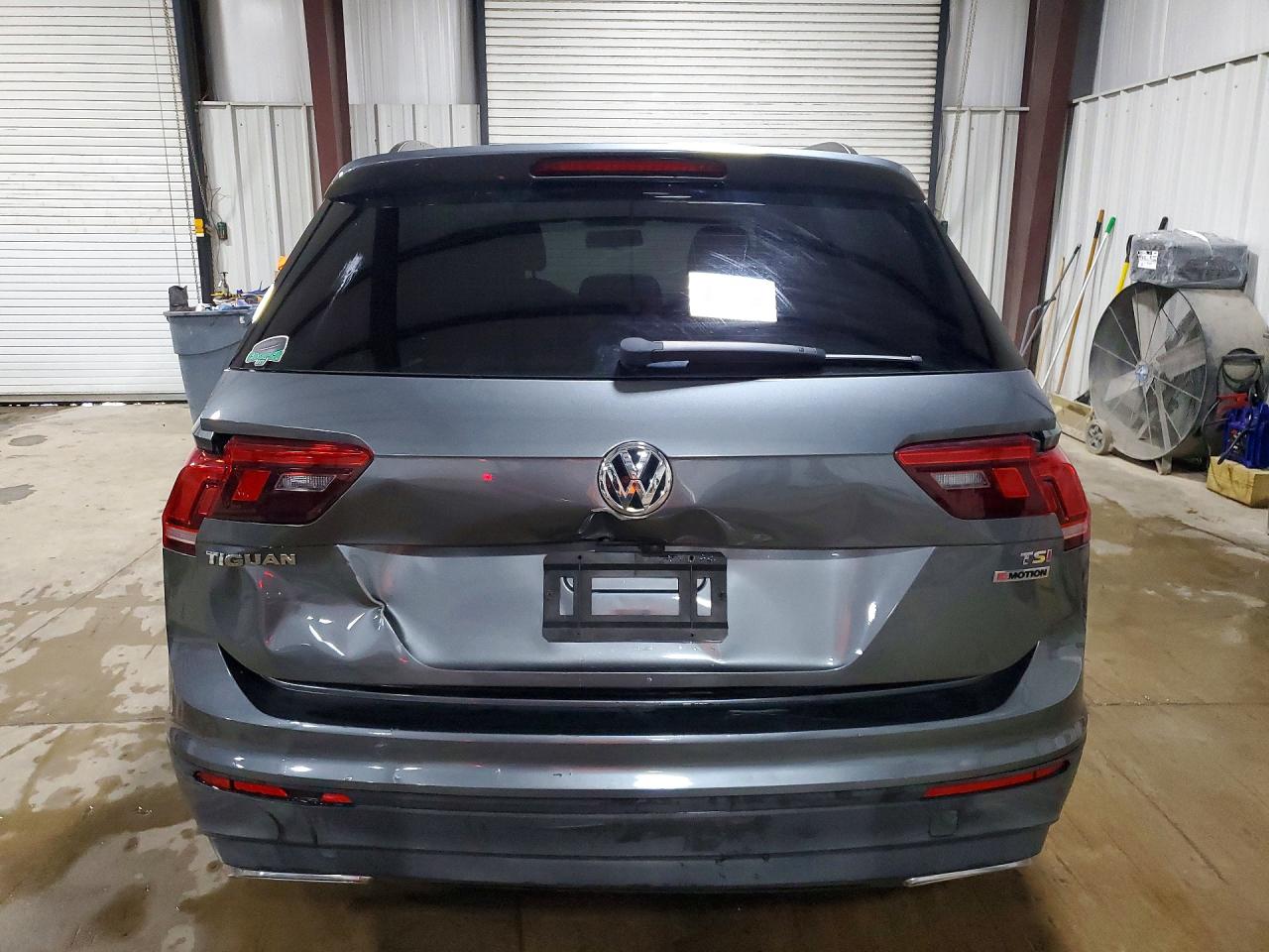 Volkswagen Tiguan S