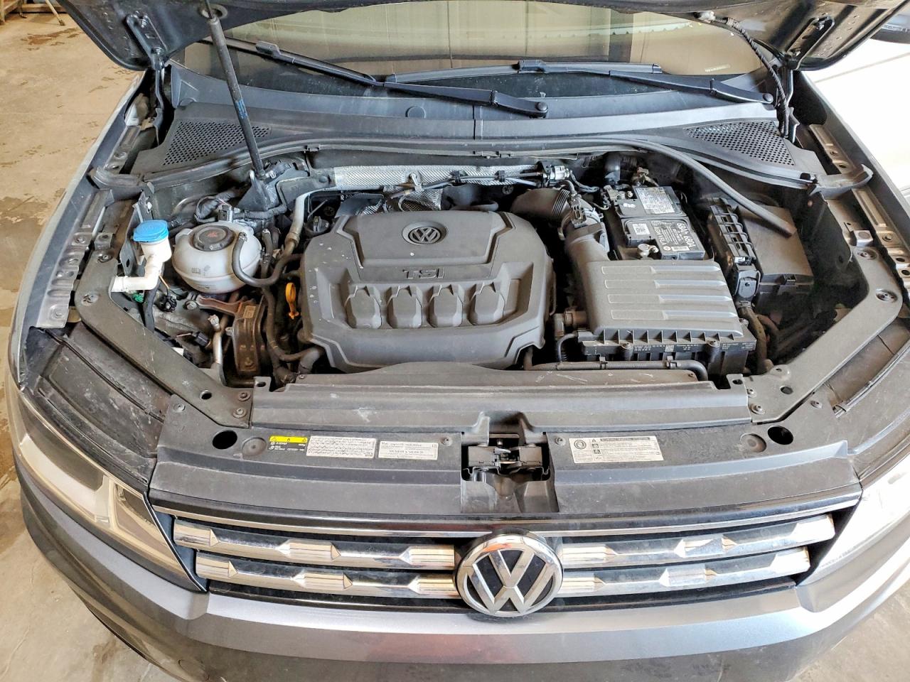 Volkswagen Tiguan S