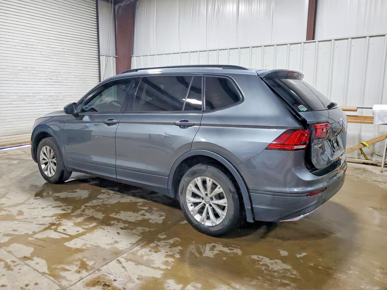 Volkswagen Tiguan S