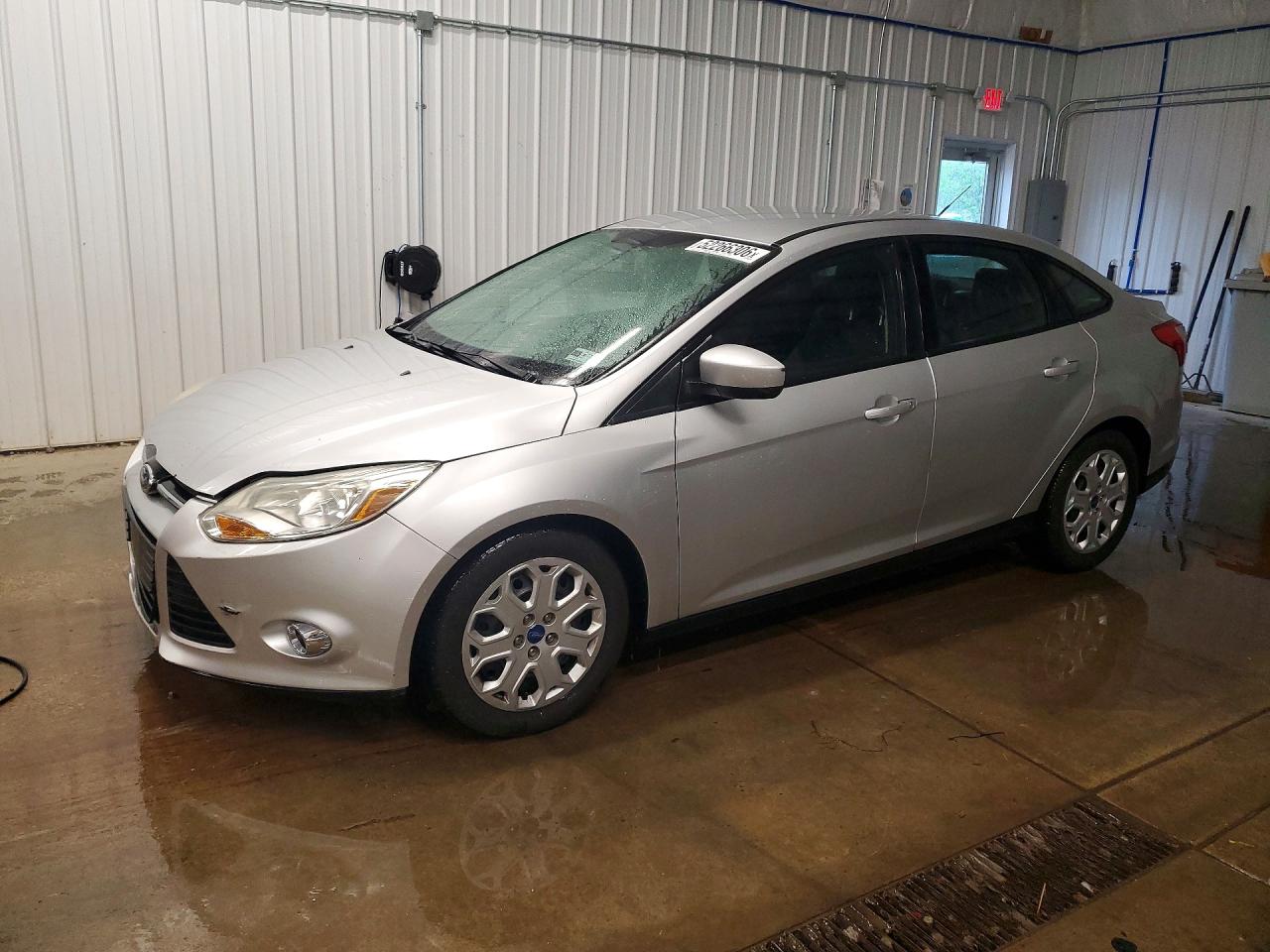 Salvage Ford Focus Image