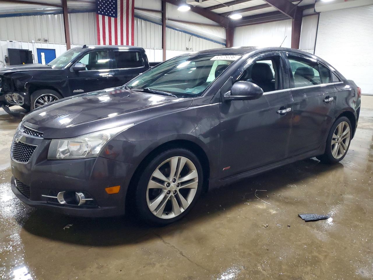 Salvage Chevrolet Cruze Image