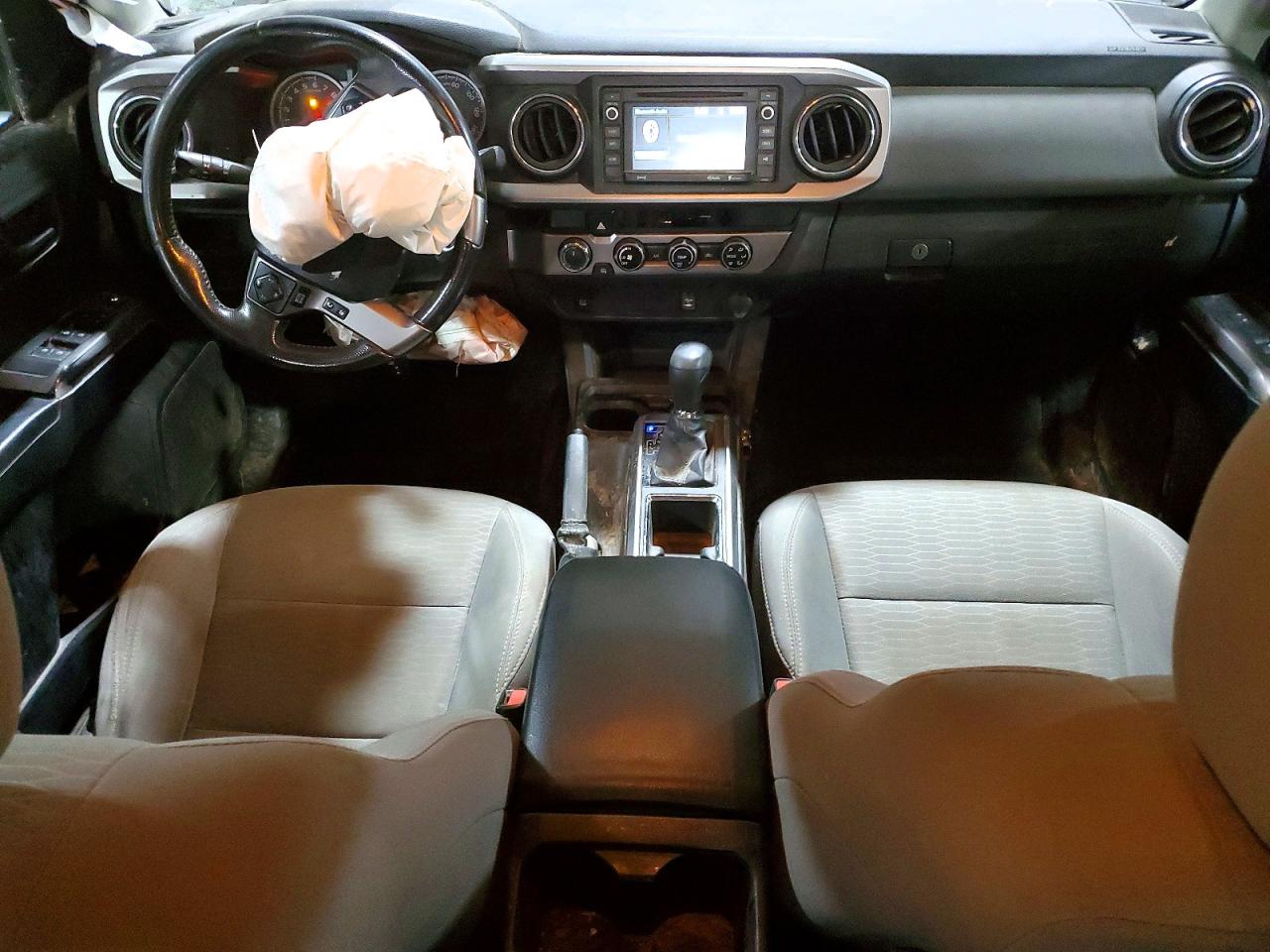 Toyota Tacoma Sr5 V6